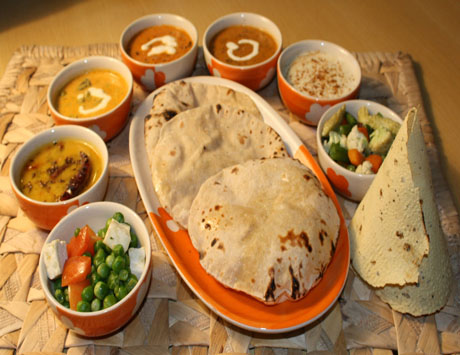 Homemade Indian tiffin services in Jyothi Caterers.